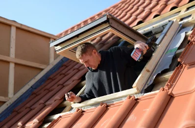 Pose de fenêtres de toit Velux à Estigarde
